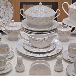 L’élégance à table signée brava Collection  72 pièce